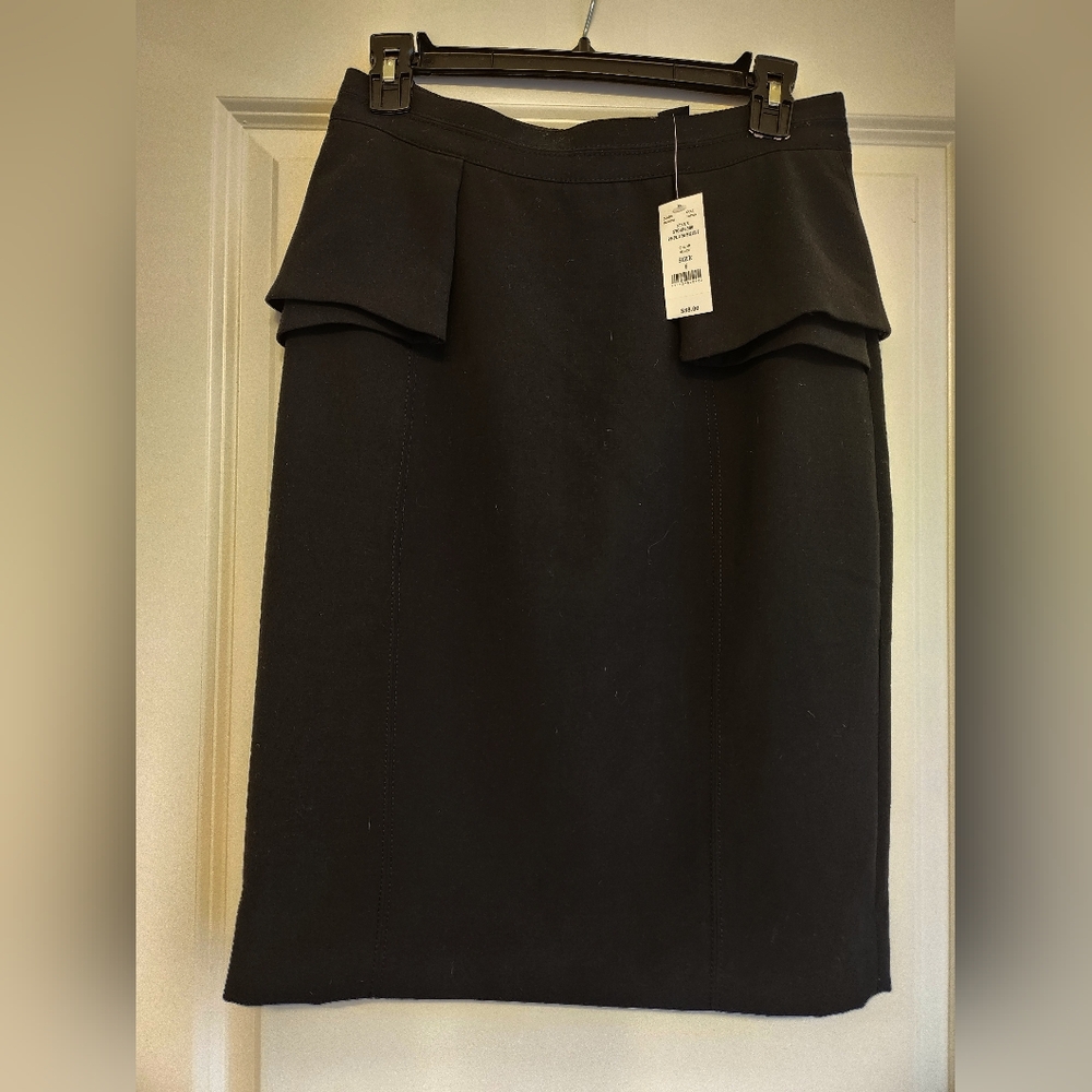 NWT - Peplum Pencil Skirt White House Black Market Size 6